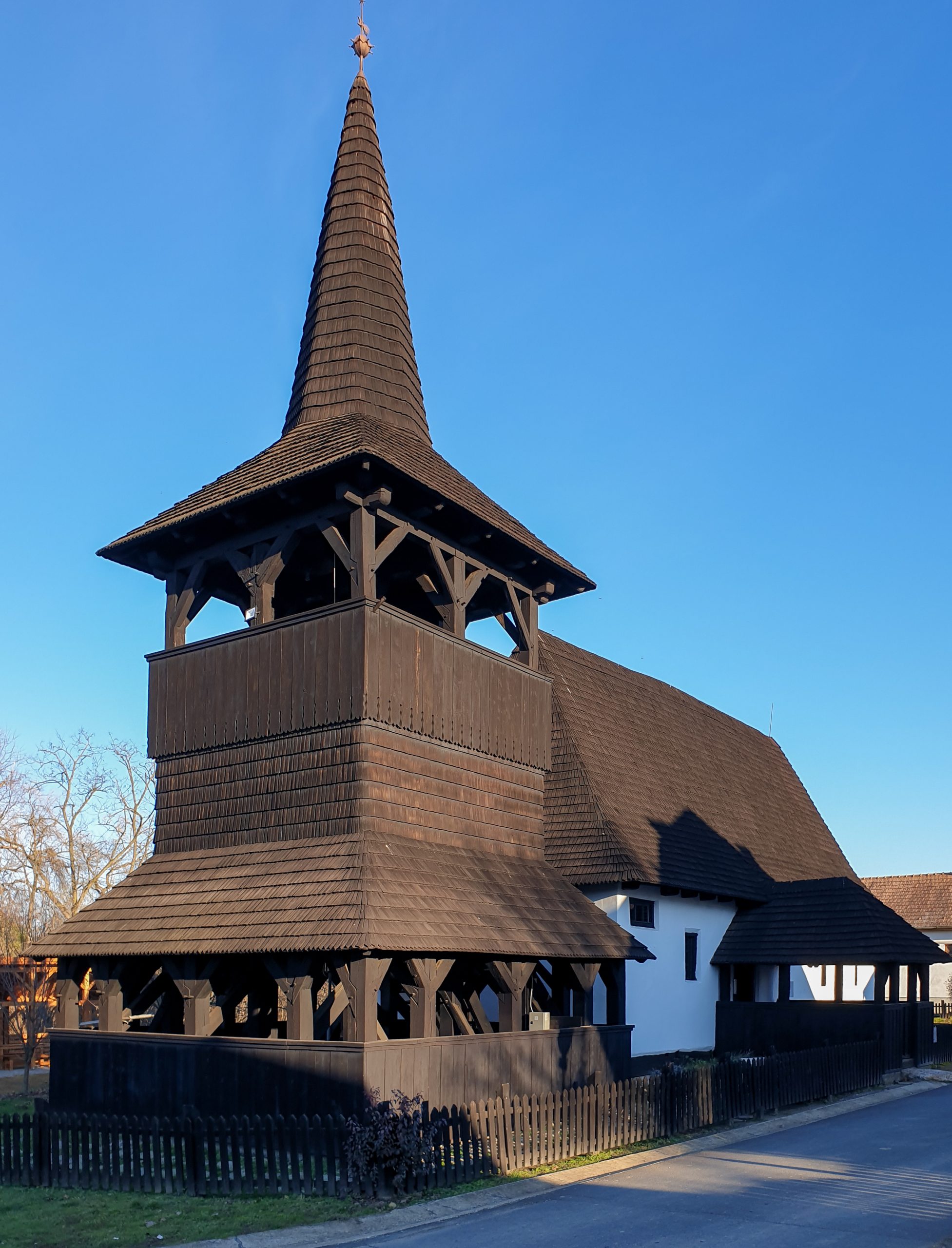Tákos,_reformed_church,_belltower_01